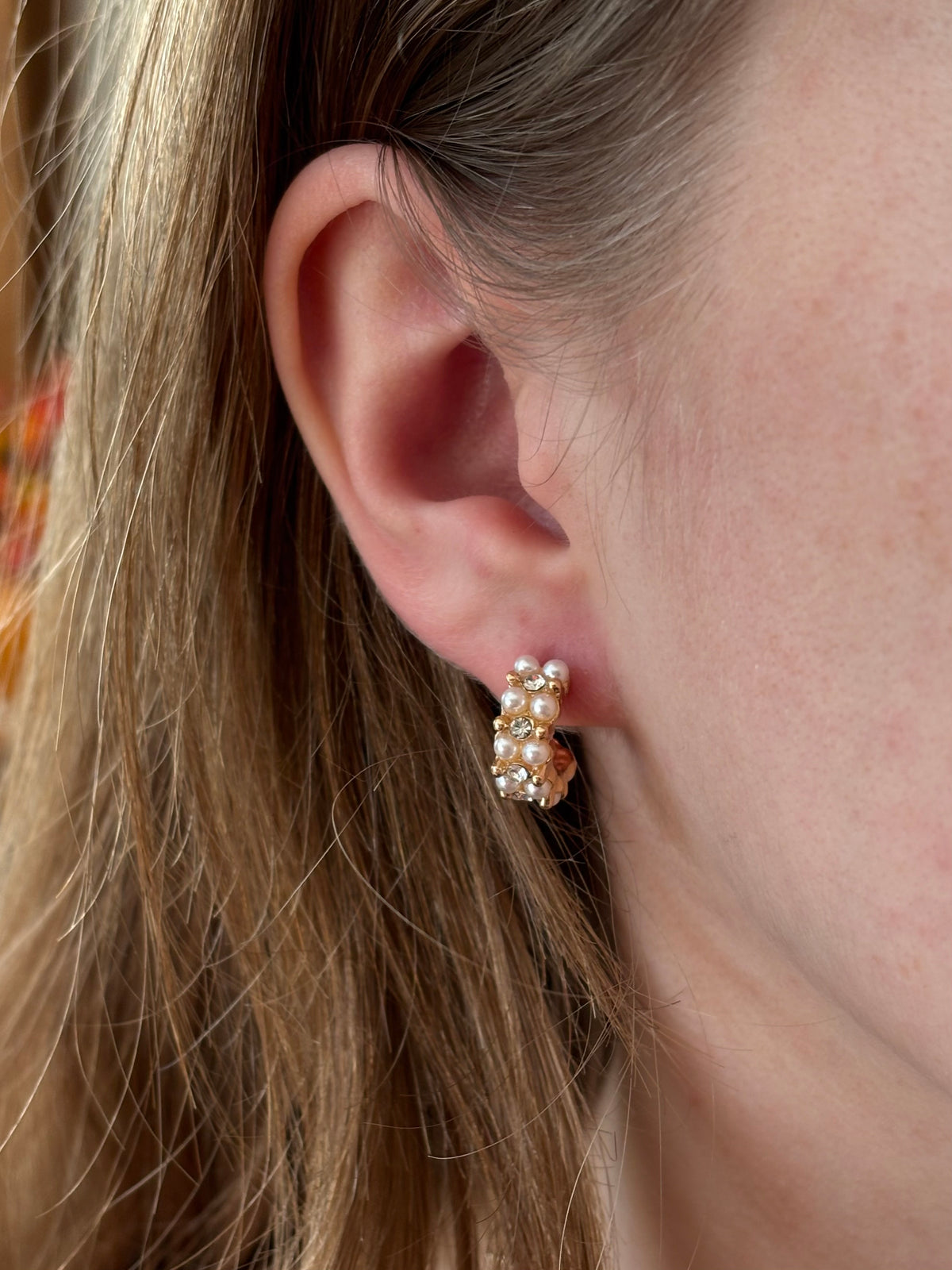 Pearl Glow Earring Set