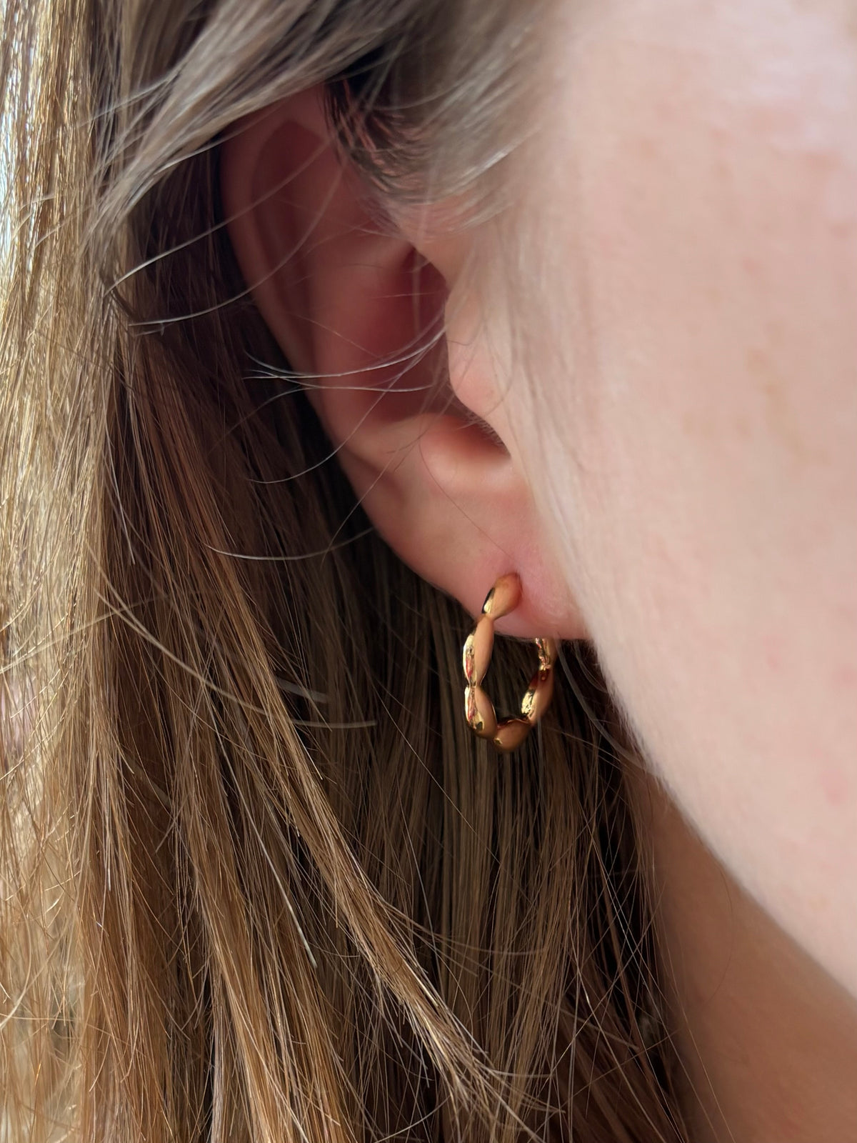 Pearl Glow Earring Set